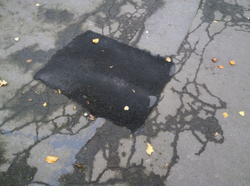 Asphalt Cracks Repair in Orange County, CA