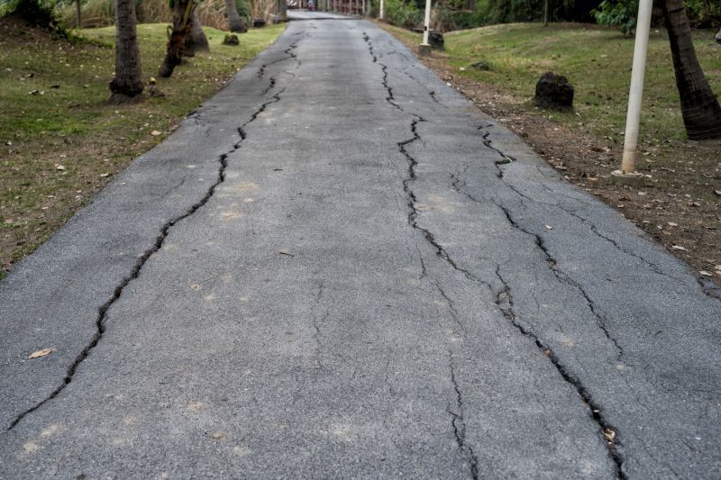 Driveway Crack Filling Service